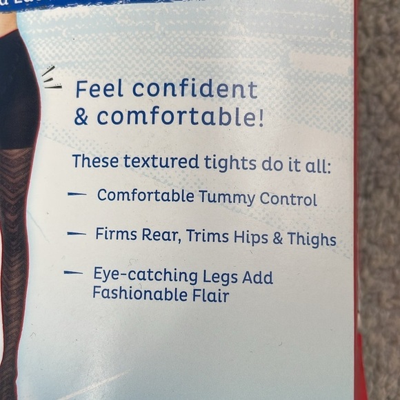 Spanx Assets Red Hot Label Black Textured Lace Zigzag Tights Smoothing Sz 4 D - Picture 5 of 8